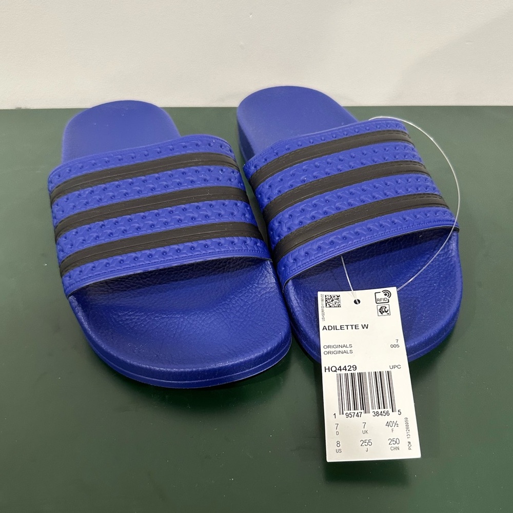 adidas Original Adilette Sildes Women's